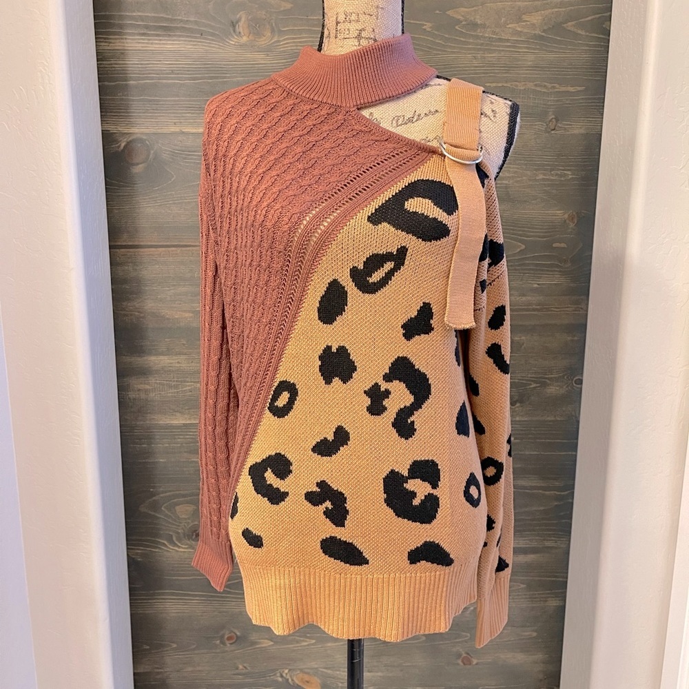 New Boho Leopard Print Sweater Womens Size Medium Mocha Brown Cold Shoulder Top